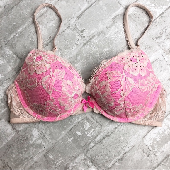 Victoria's Secret Other - VICTORIA’S SECRET Lace Push Up Bra Size 34C Bling